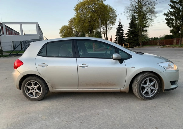 Toyota Auris cena 16800 przebieg: 206000, rok produkcji 2008 z Bierutów małe 37